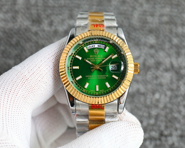 ブランド時計背面デザイン